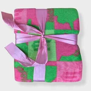 Wicked Silk Touch Blanket Pink/ Green